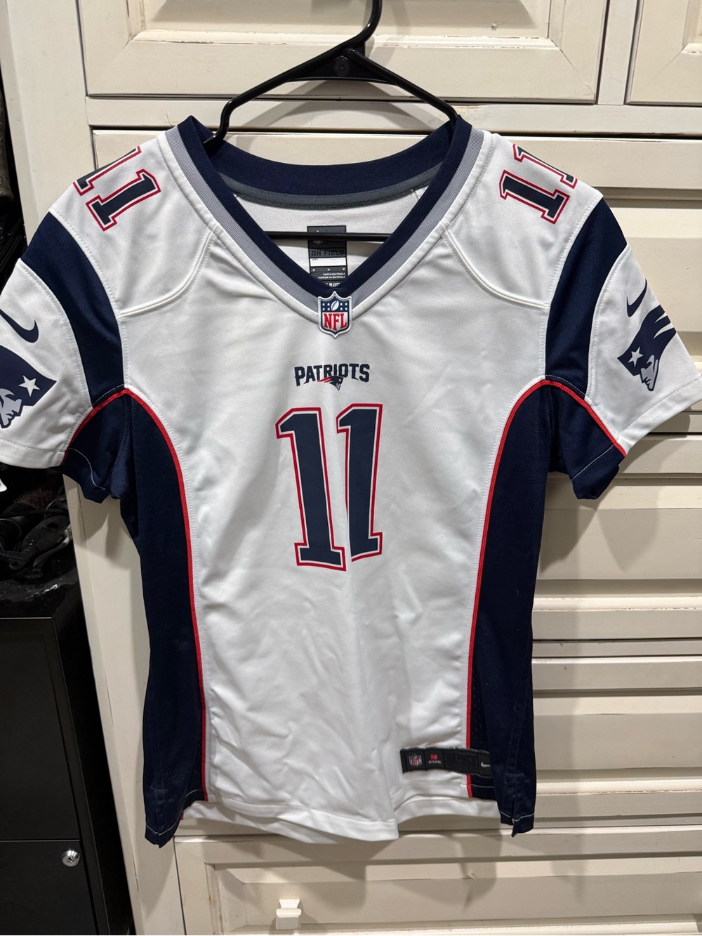 Nike women’s New England Patriots #11 White & Navy Football Jersey